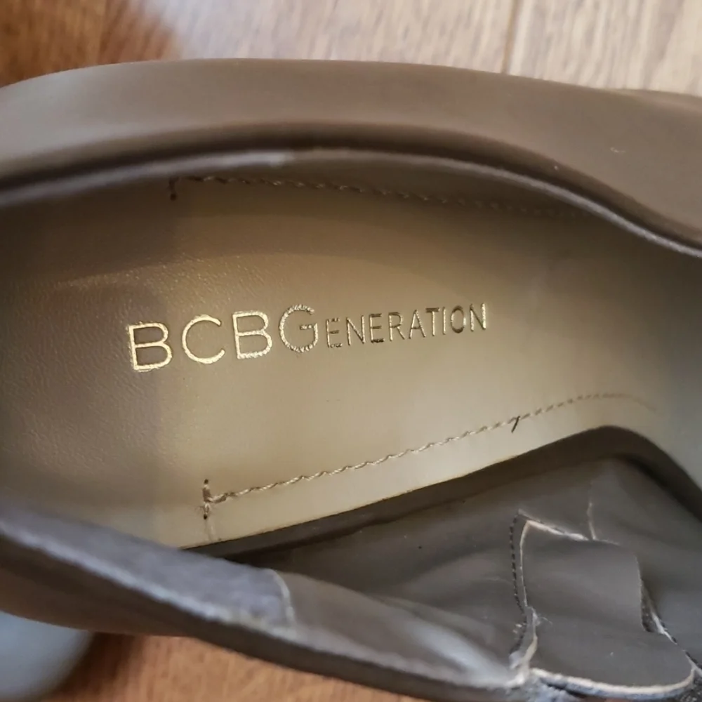 BCBGGENERATION open toe booties. Size 9